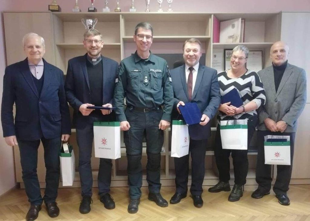 Radviliškio rajono policijos komisariato padėka už bendradarbiavimą